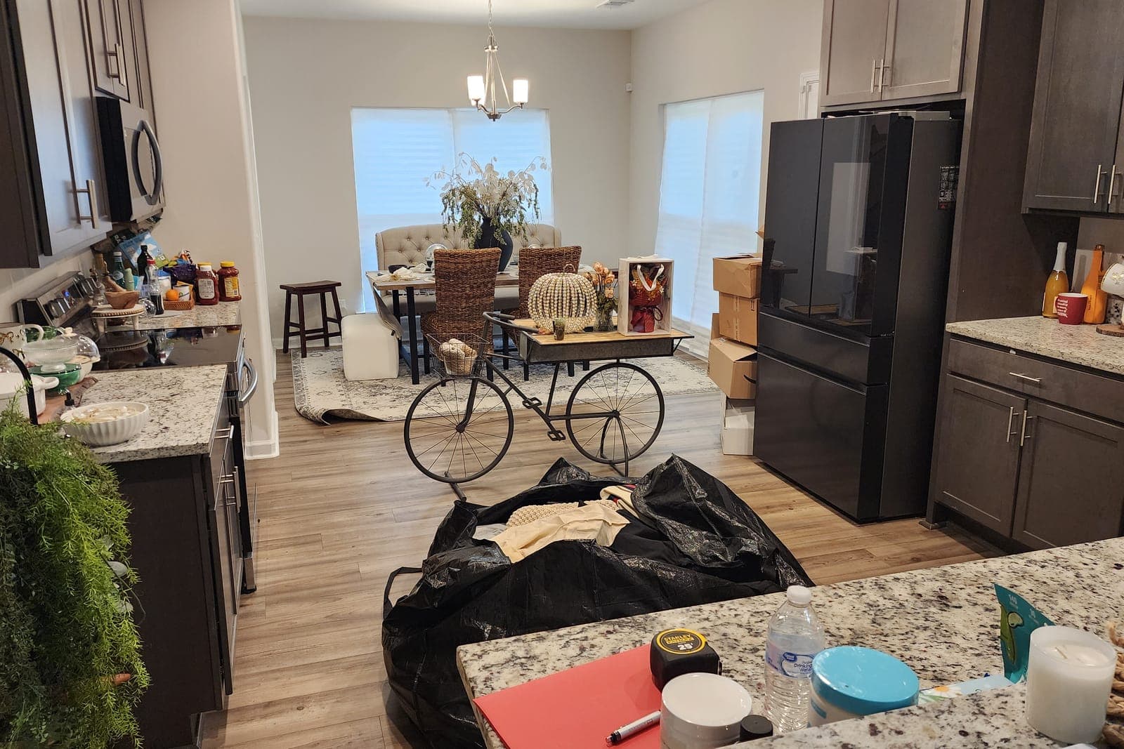 Real Estate Photo Decluttering and Object Removal — before